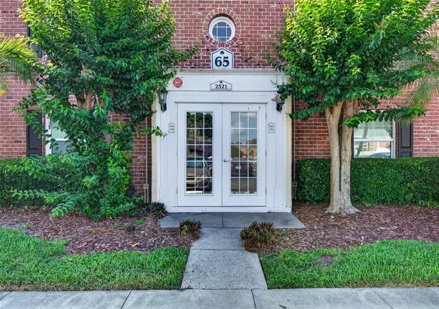 Photo 3 of Condo for sale at 2521 Cedar Cypress Ct #101, Tampa, FL 33618 | MLS# TB8510427 | Listing updated on 2026-09-22