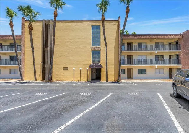 Photo 2 of Condo for sale at 4435 1st Street Ne #104, Saint Petersburg, FL 33703 | MLS# TB8510480 | Listing updated on 2026-06-17