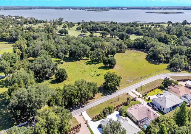 Photo 4 of Land for sale at Country Clb Rd S, Winter Haven, FL 33881 | MLS# L4962034 | Listing updated on 2026-08-26