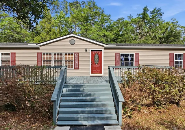 1st image of 17926 Se 49th Pl, Hawthorne, FL 32640 | MLS# TB8510489
