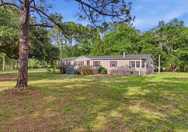 2nd image of 17926 Se 49th Pl, Hawthorne, FL 32640 | MLS# TB8510489