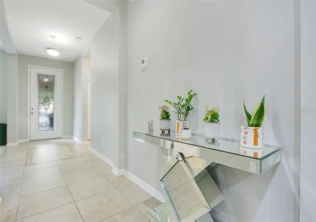 Photo 2 of Single family home for sale at 4918 Wildwood Pointe Rd, Winter Garden, FL 34787 | MLS# S5150274 | Listing updated on 2026-10-13