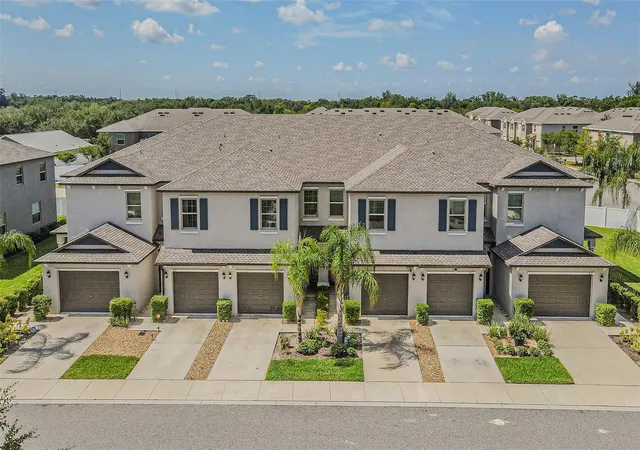 Photo 3 of Townhouse for sale at 817 Royal Empress Dr, Ruskin, FL 33570 | MLS# TB8510491 | Listing updated on 2026-10-06