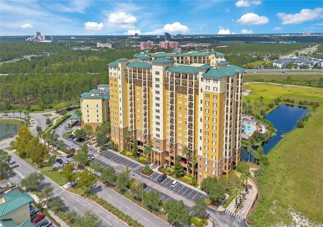 Photo 1 of Condo for sale at 8101 Resort Village Dr #3905, Orlando, FL 32821 | MLS# O6409353 | Listing updated on 2026-08-14