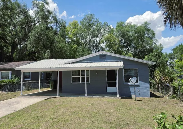 1st image of 2316 Mispah Ave, Leesburg, FL 34748 | MLS# G5112593