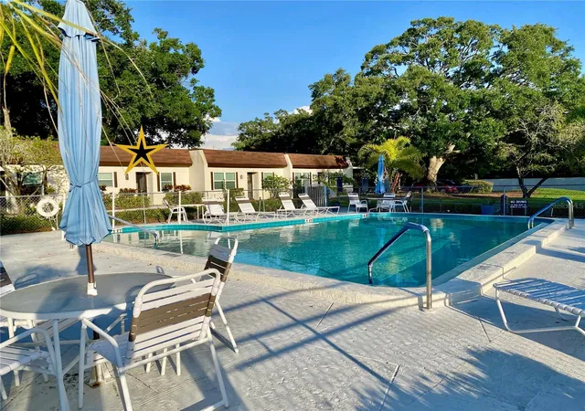 Photo 2 of Condo for sale at 3157 Mission Grv Dr, Palm Harbor, FL 34684 | MLS# TB8510526 | Listing updated on 2026-09-20