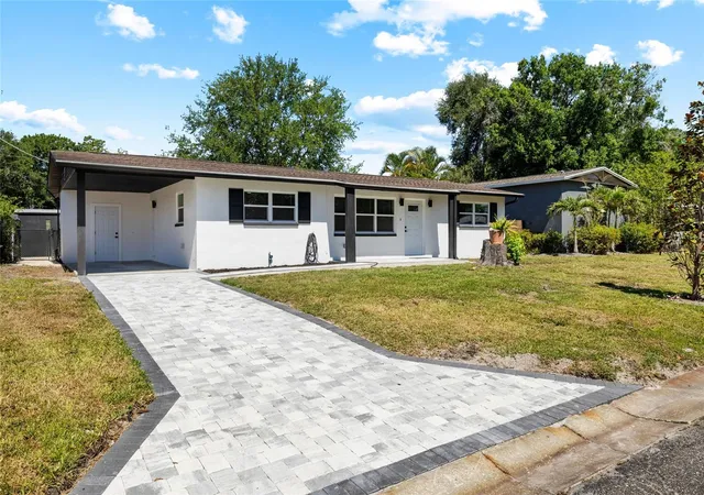 Homes for sale in Tampa, FL | 4513 S Hesperides St, Tampa, FL 33611 | MLS# TB8510533