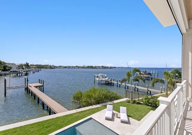 3rd image of 16 Sandpiper Rd, Tampa, FL 33609 | MLS# TB8510549