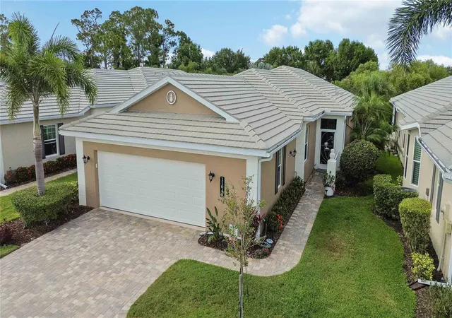 Homes for sale in Venice, FL | 11045 Barnsley Dr, Venice, FL 34293 | MLS# D6147530