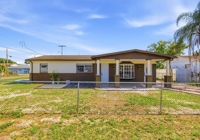 2nd image of 3002 W Haya St, Tampa, FL 33614 | MLS# TB8510579