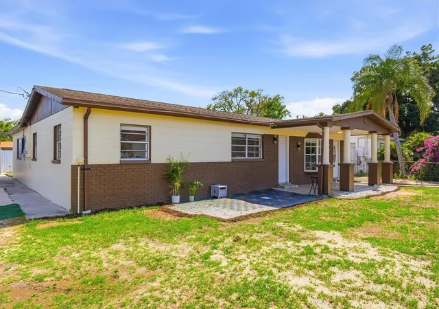 4th image of 3002 W Haya St, Tampa, FL 33614 | MLS# TB8510579