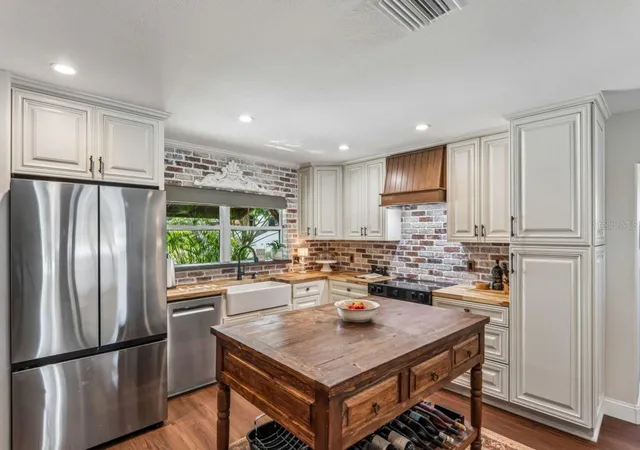 5th image of 4903 Blue Heron Dr, New Port Richey, FL 34652 | MLS# W7885929