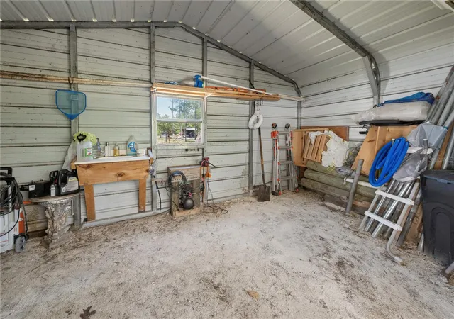 Homes for sale in Williston, FL | 191 Ne 136th Ct, Williston, FL 32696 | MLS# GC540466