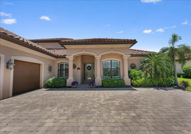 Homes for sale in Lakewood Ranch, FL | 5580 Mulligan Wy, Lakewood Ranch, FL 34211 | MLS# A4694307