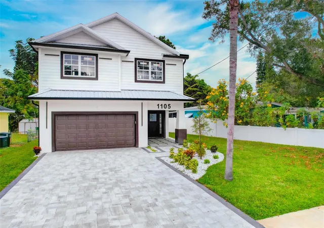 Photo 2 of Single family home for sale at 1105 Conant Ave, Safety Harbor, FL 34695 | MLS# TB8510607 | Listing updated on 2026-05-24