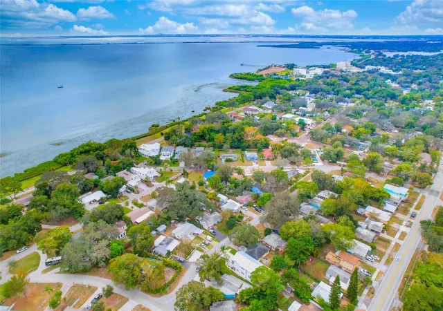 Photo 3 of Single family home for sale at 1105 Conant Ave, Safety Harbor, FL 34695 | MLS# TB8510607 | Listing updated on 2026-05-24