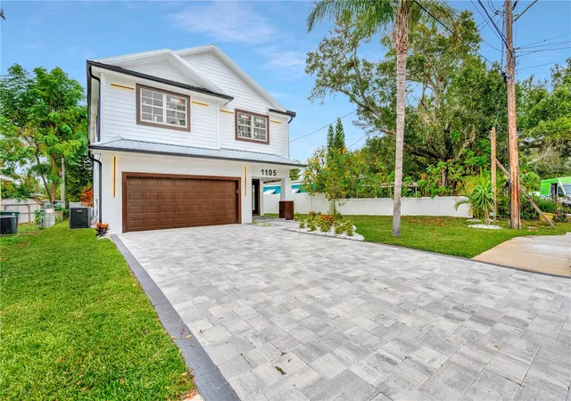 Photo 4 of Single family home for sale at 1105 Conant Ave, Safety Harbor, FL 34695 | MLS# TB8510607 | Listing updated on 2026-05-24
