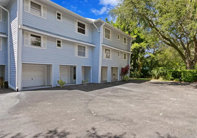 Homes for sale in Tampa, FL | 4863 W Flamingo Rd #2, Tampa, FL 33611 | MLS# TB8510611