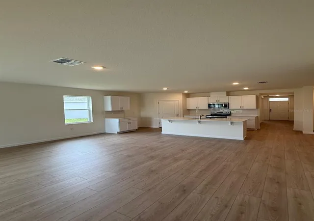 Photo 3 of Single family home for sale at 876 Britton Loop, St Cloud, FL 34771 | MLS# O6409461 | Listing updated on 2026-10-07