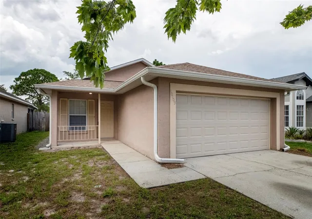 Homes for sale in Orlando, FL | 10109 Vista Cove Ln, Orlando, FL 32825 | MLS# O6409464
