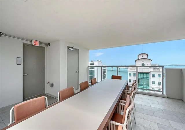 2nd image of 253 Golden Gate Pt, SARASOTA, FL 34236