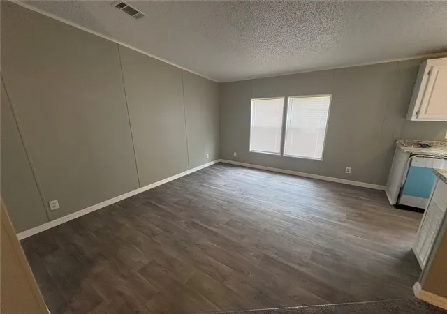 3rd image of 12708 Farmettes Rd, Lakeland, FL 33809 | MLS# B4902262