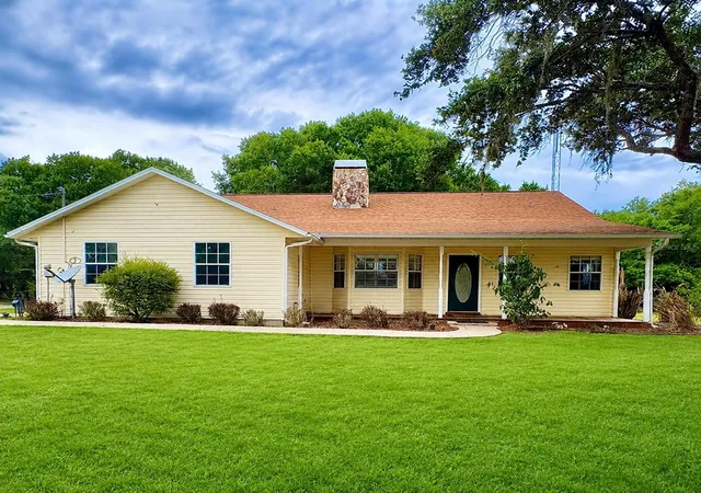 Photo 1 of Single family home for sale at 204 Jefferson Dr, Lake Placid, FL 33852 | MLS# L4962044 | Listing updated on 2026-09-26