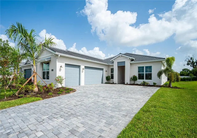 Photo 1 of Single family home for sale at 17547 Palmiste Dr, Bradenton, FL 34202 | MLS# A4694332 | Listing updated on 2026-10-15