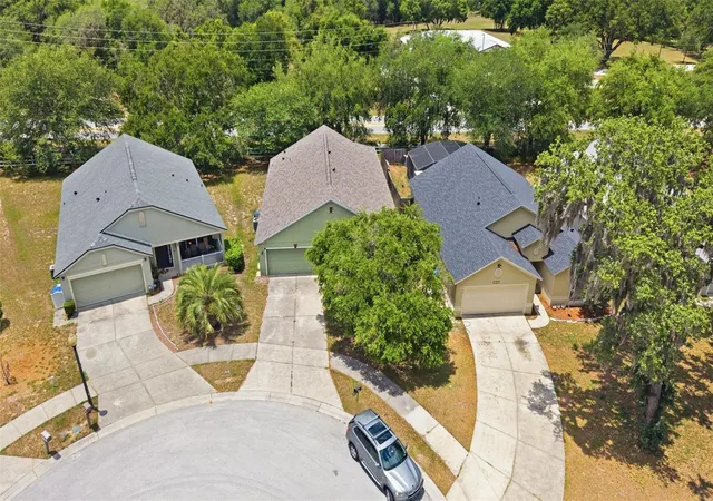 2nd image of 3002 Lorimer Ct, Groveland, FL 34736 | MLS# G5112622
