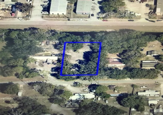 Photo 8 of Land for sale at 6935 Turquoise Ln, Orlando, FL 32807 | MLS# O6409509 | Listing updated on 2026-06-30