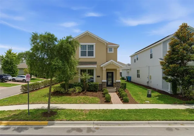 Photo 1 of Single family home for sale at 11932 Hometown Pl, Orlando, FL 32832 | MLS# O6409536 | Listing updated on 2026-09-29