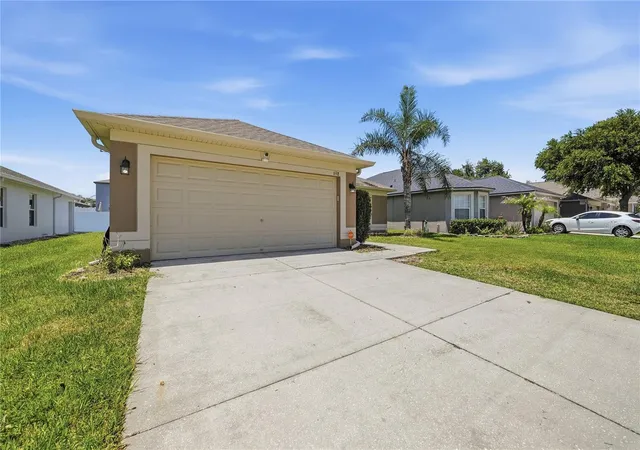 Photo 3 of Single family home for sale at 698 Winthrop Dr, Spring Hill, FL 34609 | MLS# TB8510711 | Listing updated on 2026-10-06