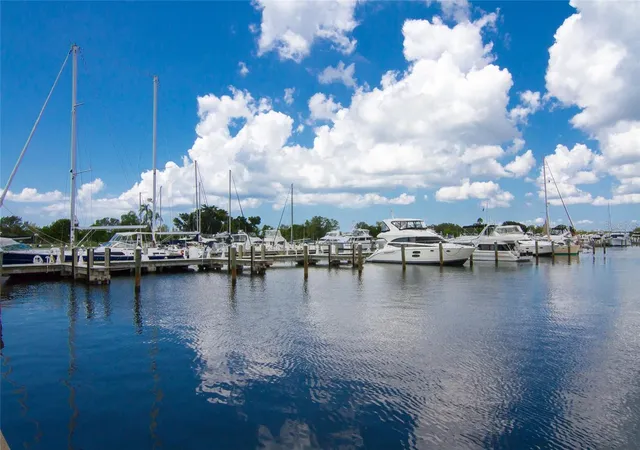 Homes for sale in Longboat Key, FL | 210 Sands Point Rd #2101, Longboat Key, FL 34228 | MLS# A4694354