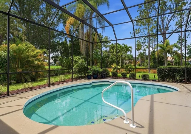 Homes for sale in Bradenton, FL | 7117 Dornough Ln, Bradenton, FL 34202 | MLS# A4694357
