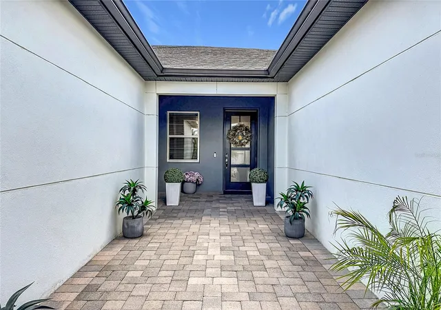 3rd image of 3775 Maxwell Park Dr, SUN CITY CENTER, FL 33573