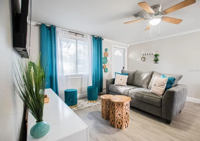 Photo 2 of Sale Pending at 4615 Lords Ave, Sarasota, FL 34231 | MLS# TB8510731 | Listing updated on 2026-07-31