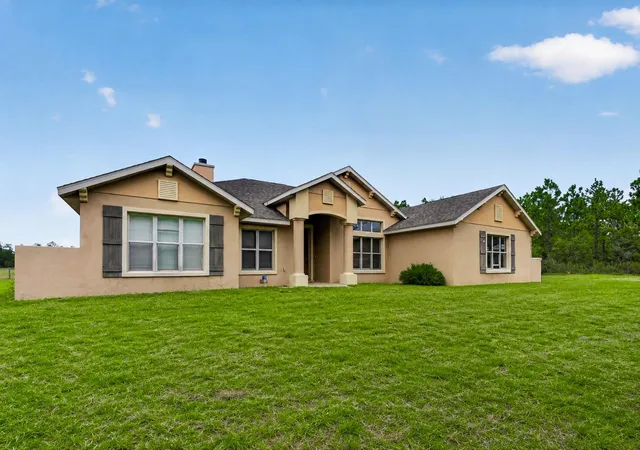 Photo 2 of Single family home for sale at 1098 Nw 165th Court Rd, Dunnellon, FL 34432 | MLS# OM725088 | Listing updated on 2026-09-17