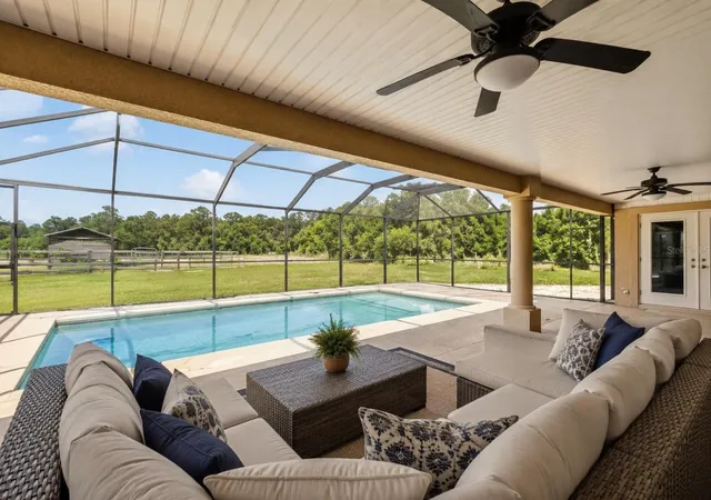 Photo 4 of Single family home for sale at 1098 NW 165th Court Rd, Dunnellon, FL 34432 | MLS# OM725088 | Listing updated on 2026-09-17