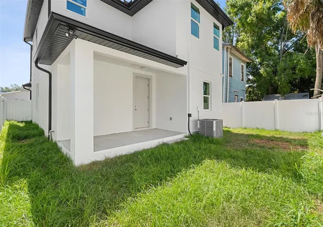 25th image of 2910 N 21st St, Tampa, FL 33605 | MLS# A4694368