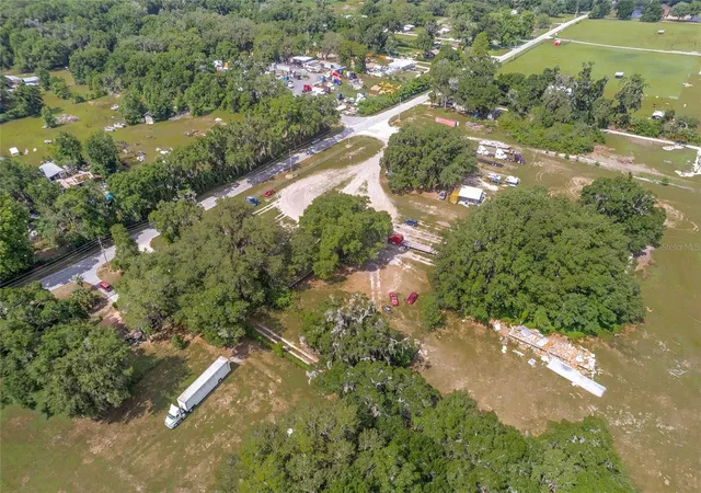 1st image of 1751 E Hwy 329, Citra, FL 32113 | MLS# G5112640