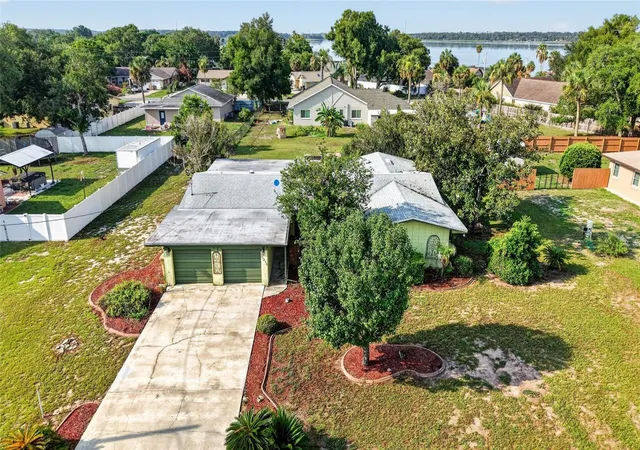 Homes for sale in Fruitland Park, FL | 5216 Sydney Rd, Fruitland Park, FL 34731 | MLS# G5112641