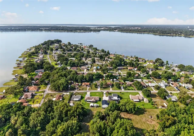 Homes for sale in Fruitland Park, FL | 5216 Sydney Rd, Fruitland Park, FL 34731 | MLS# G5112641