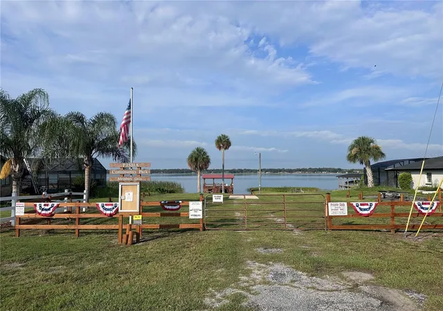 Homes for sale in Fruitland Park, FL | 5216 Sydney Rd, Fruitland Park, FL 34731 | MLS# G5112641