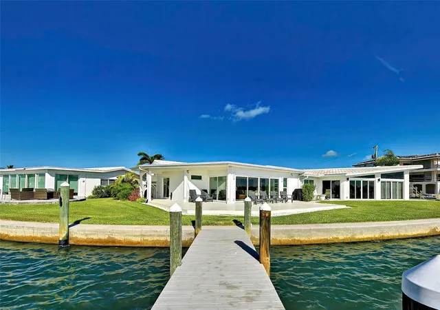 1st image of 885 White Cap Cir #34, Venice, FL 34285 | MLS# N6144417