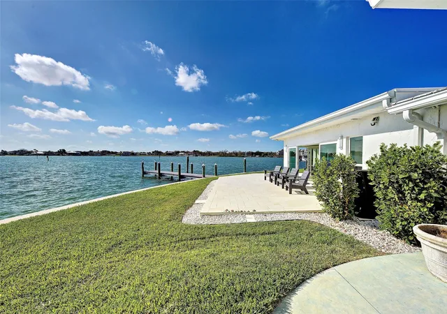 4th image of 885 White Cap Cir #34, Venice, FL 34285 | MLS# N6144417