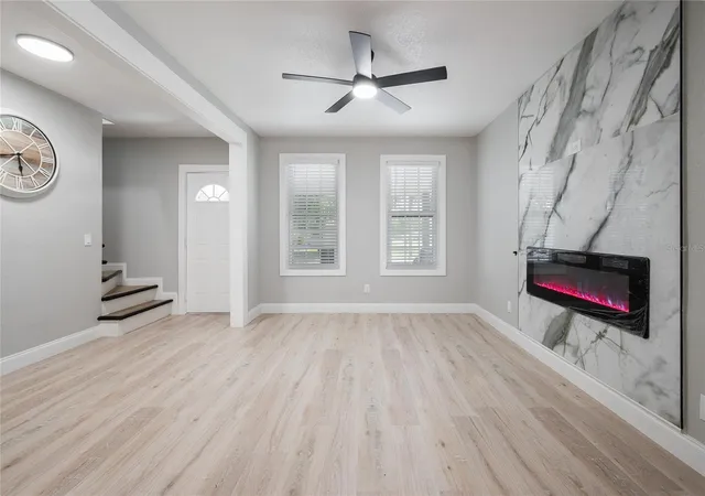 Photo 4 of Single family home for sale at 922 Delaware Ave, Saint Cloud, FL 34769 | MLS# O6409604 | Listing updated on 2026-08-27