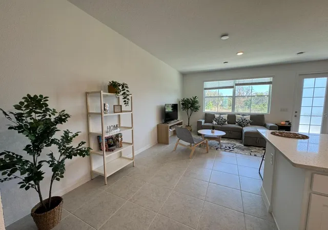Photo 3 of Townhouse for sale at 661 Longboat Dr, Davenport, FL 33896 | MLS# O6409632 | Listing updated on 2026-08-11