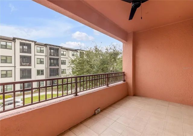 Homes for sale in New Smyrna Beach, FL | 424 Luna Bella Lane, New Smyrna Beach, FL 32168 | Houzeo
