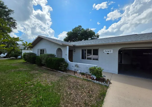 Photo 1 of Single family home for sale at 7047 Windmere Rd, Brooksville, FL 34602 | MLS# TB8510814 | Listing updated on 2026-09-14