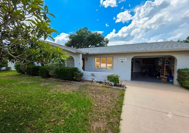 Photo 2 of Single family home for sale at 7047 Windmere Rd, Brooksville, FL 34602 | MLS# TB8510814 | Listing updated on 2026-09-14